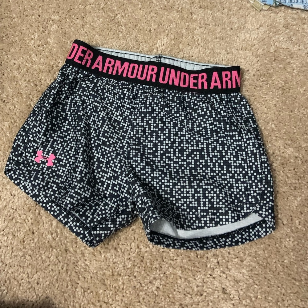 3t under Armour athletic shorts